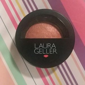 Laura Geller baked blush and brighten